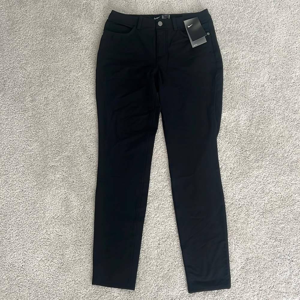 Nike Tour Repel
Women's Slim-Fit Golf Pants